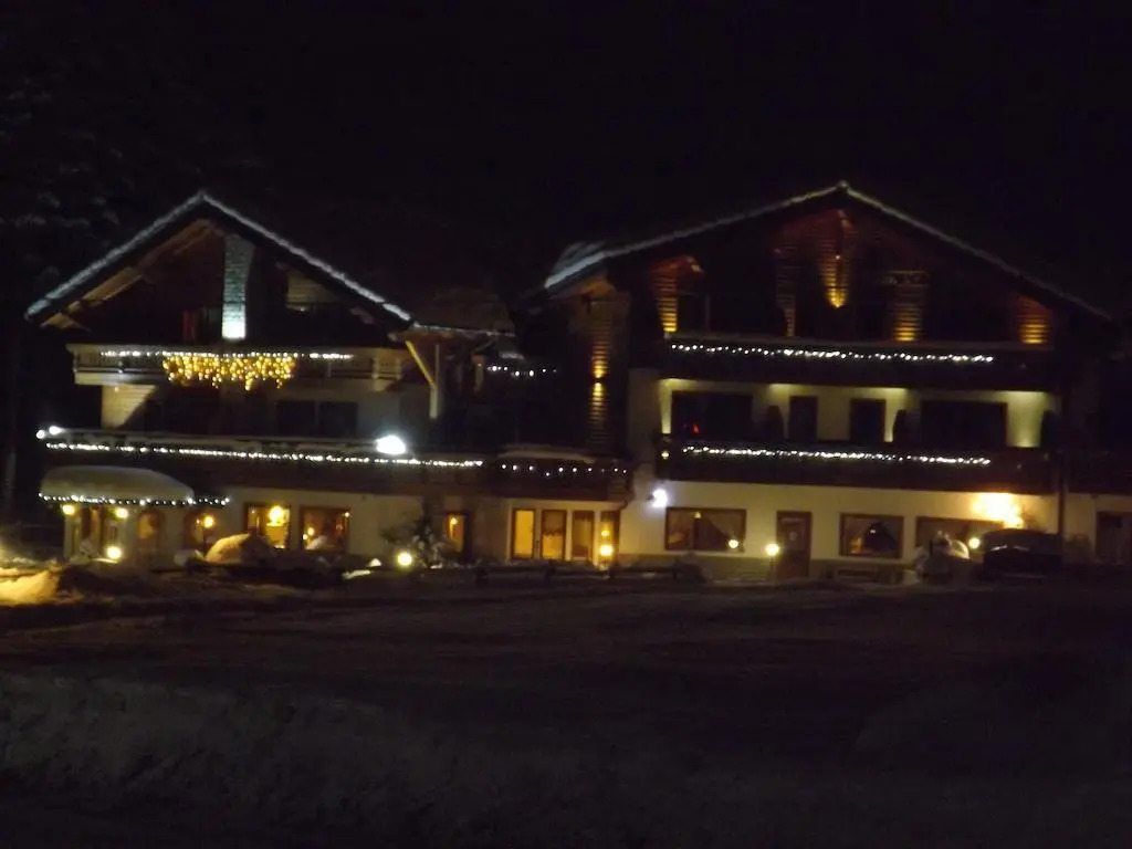 Hotel Bouton DOr - Cogne