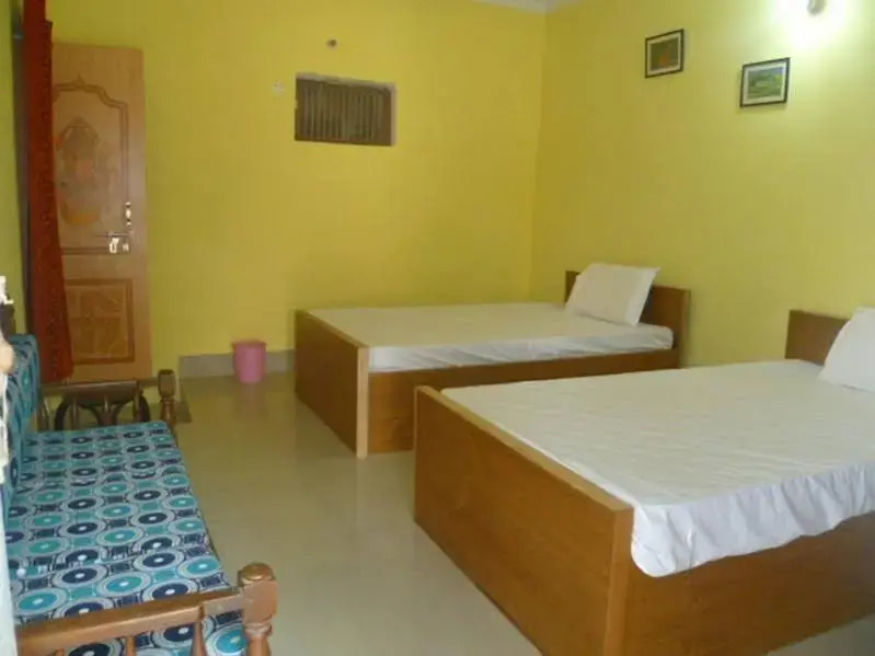 Sanskriti Paying Guest House
