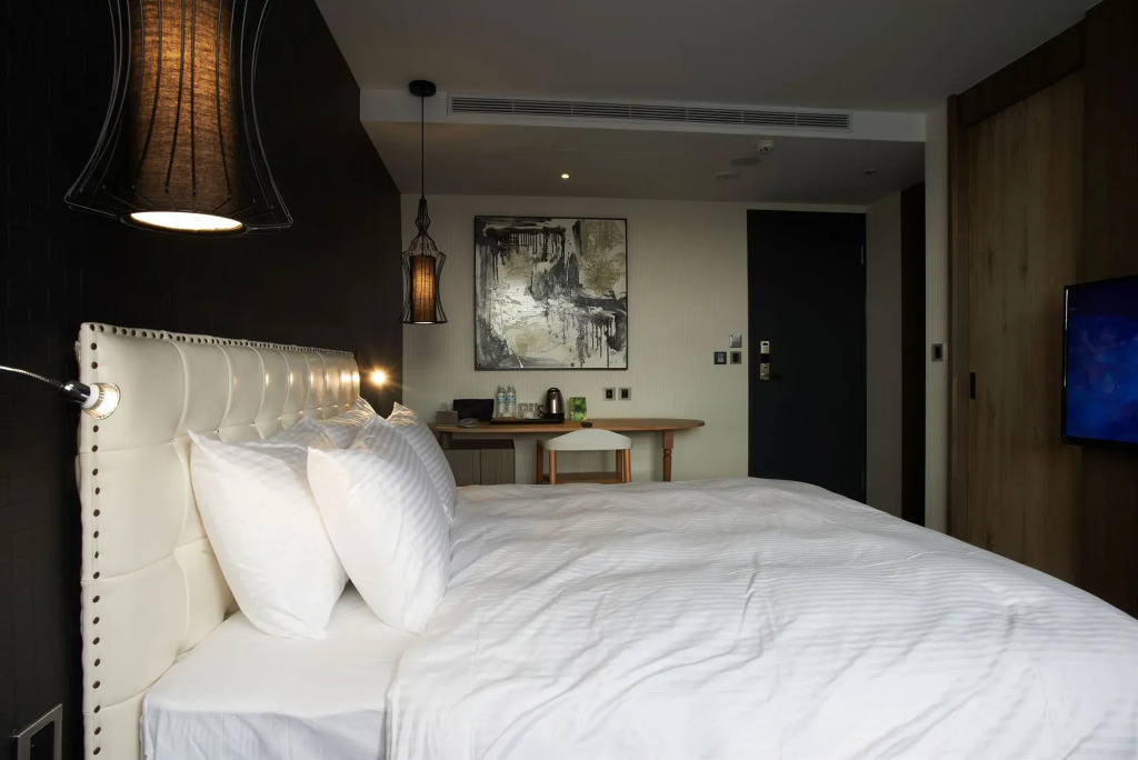 Hotel That