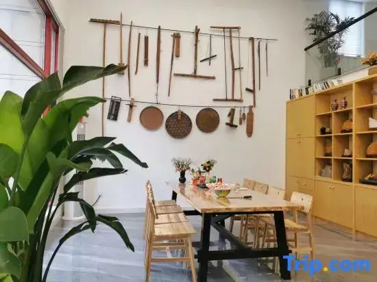 Xinchang Mountain Residence