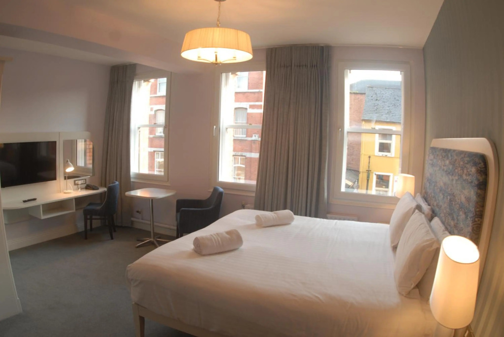 Hotel Isaacs Cork City