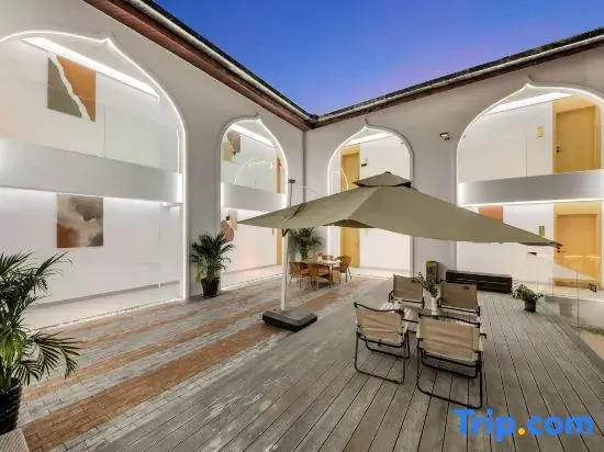 Yile Design Homestay (Gaozhuang Star Night Market)