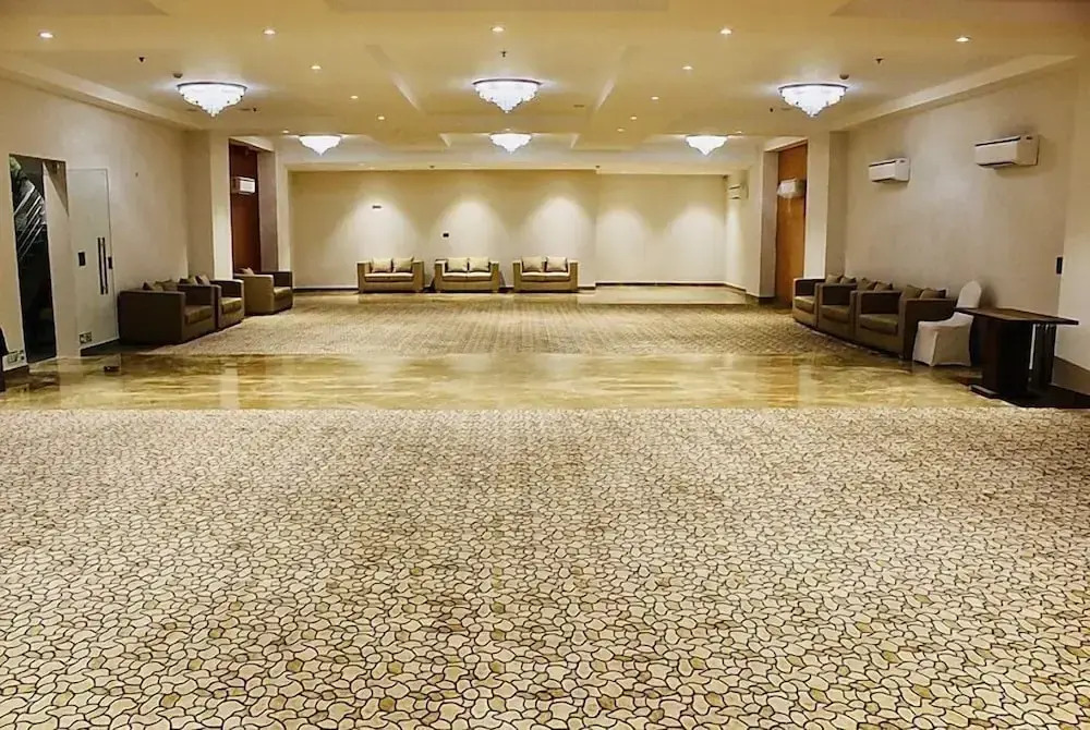 Hotel 91 Huda City Centre