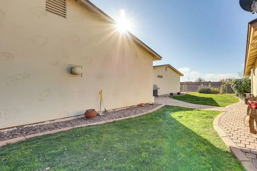 Near Golfing & Green Spaces: Florence Family Home!