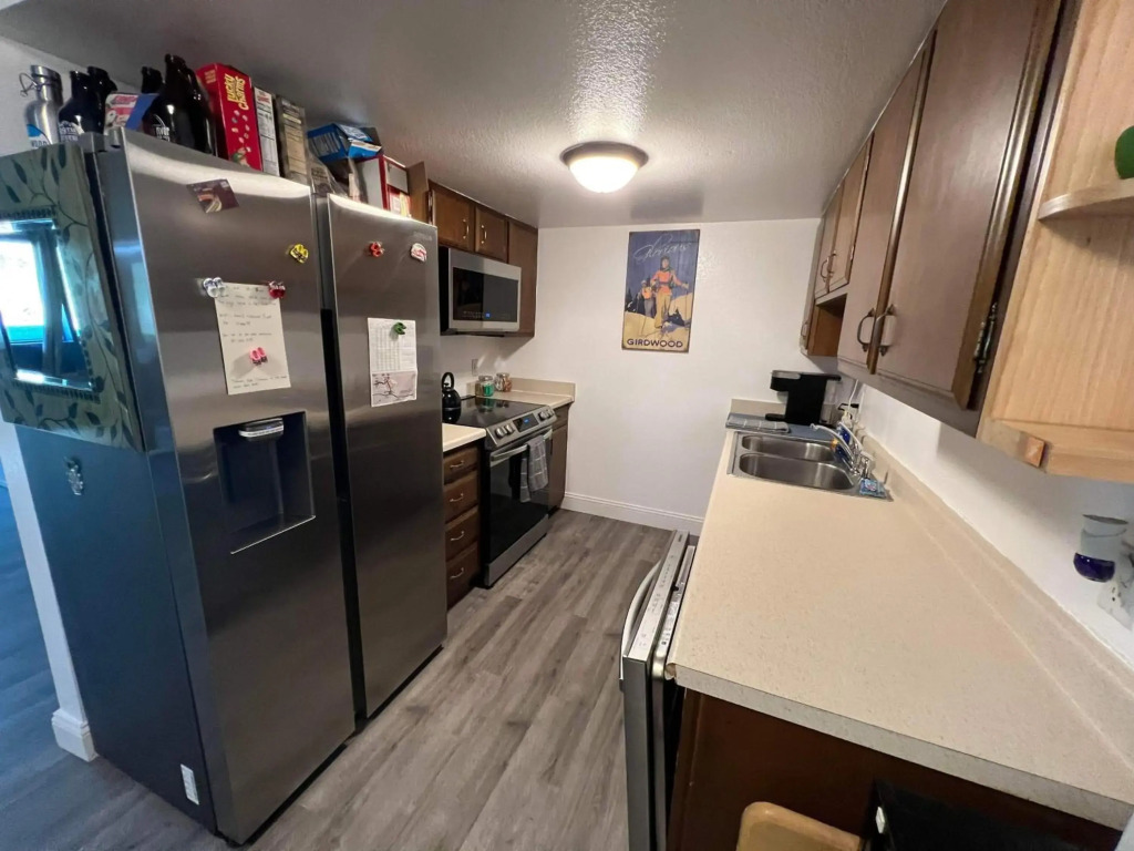 Rustic Girdwood Condo