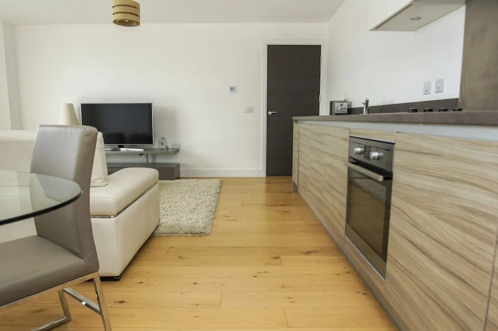 Orion Marina Sea View Parking by Brighton Holiday Lets