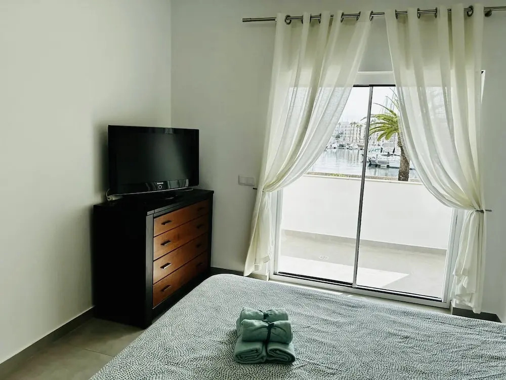 Lagos Marina View Studio Apartment on Main Avenue