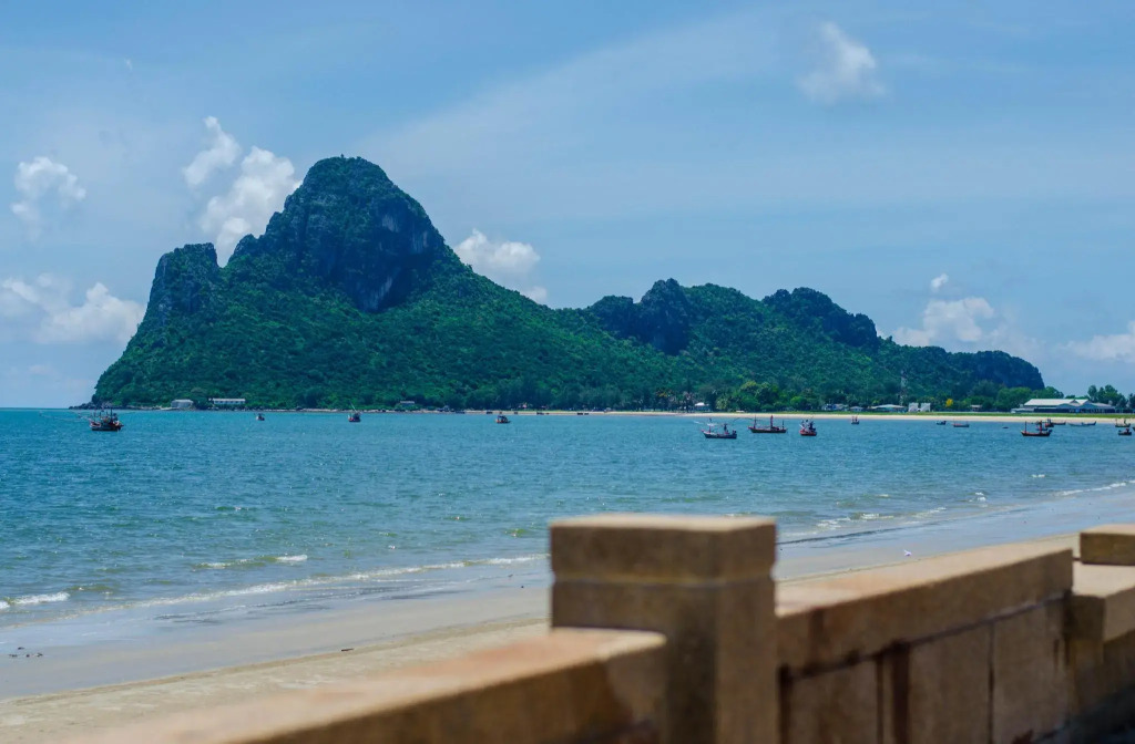 Wan Arun Houses