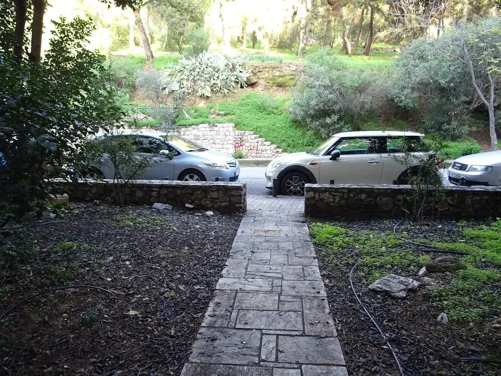 Ivy apartment at Lycabettus hill