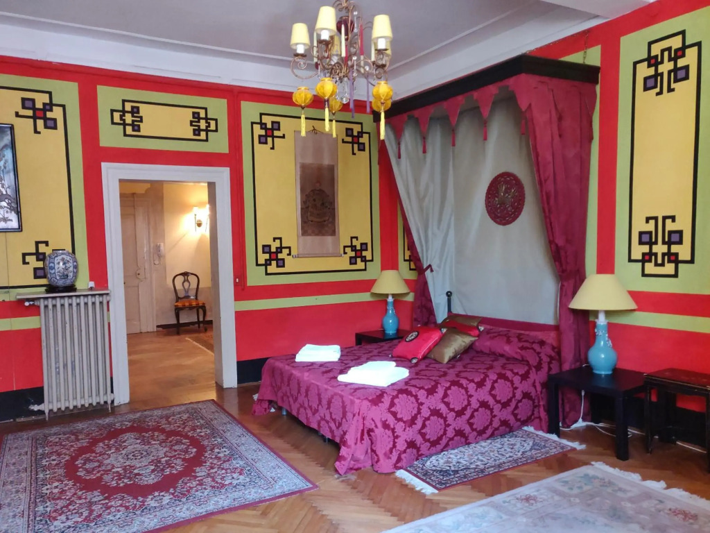 Charming large palazzo in center Venice for up to 9 people