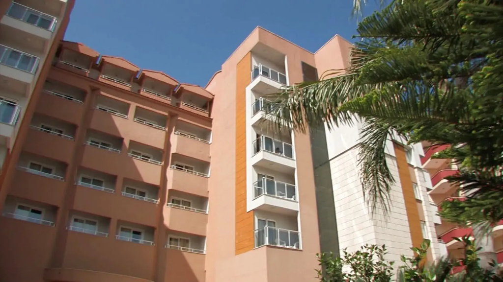 Calido Sol Hotel