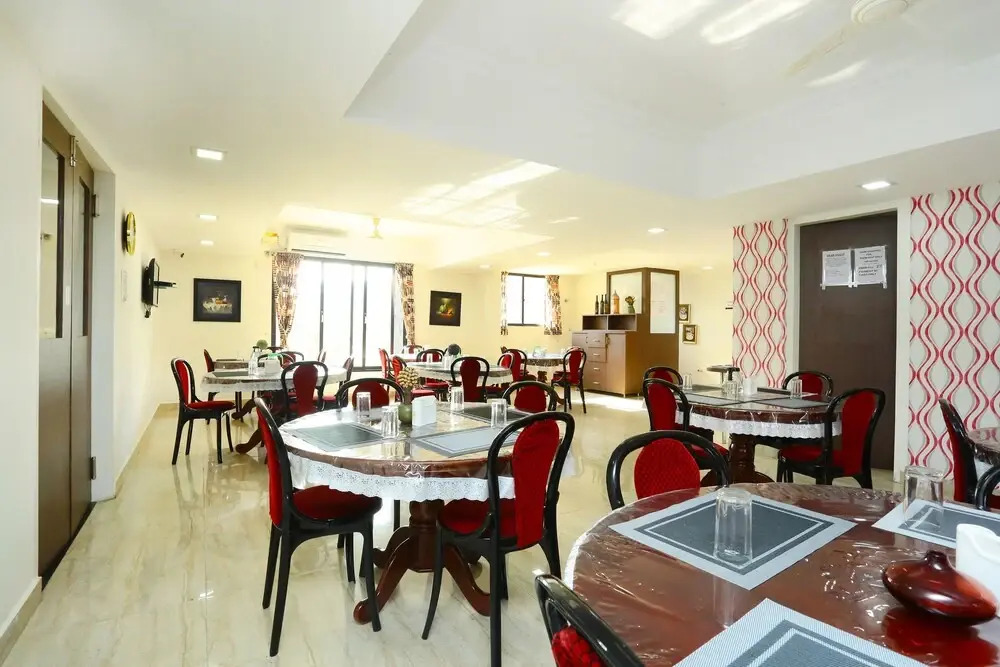 OYO 46 SilverKey Kakkanad