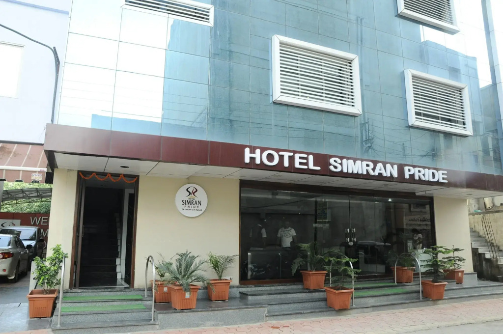 Hotel Simran Pride
