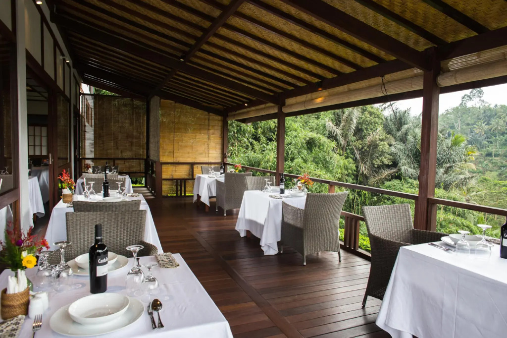 Suarapura Resort & Spa