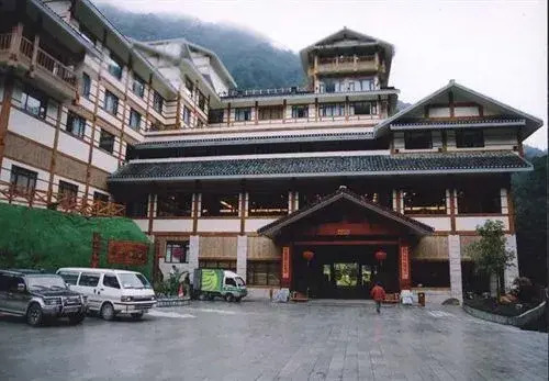 Longsheng Holiday Resort