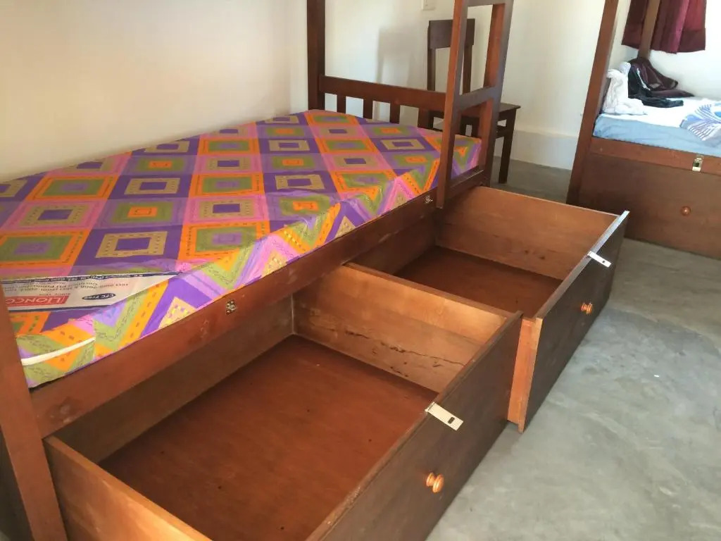 The Long Hostel