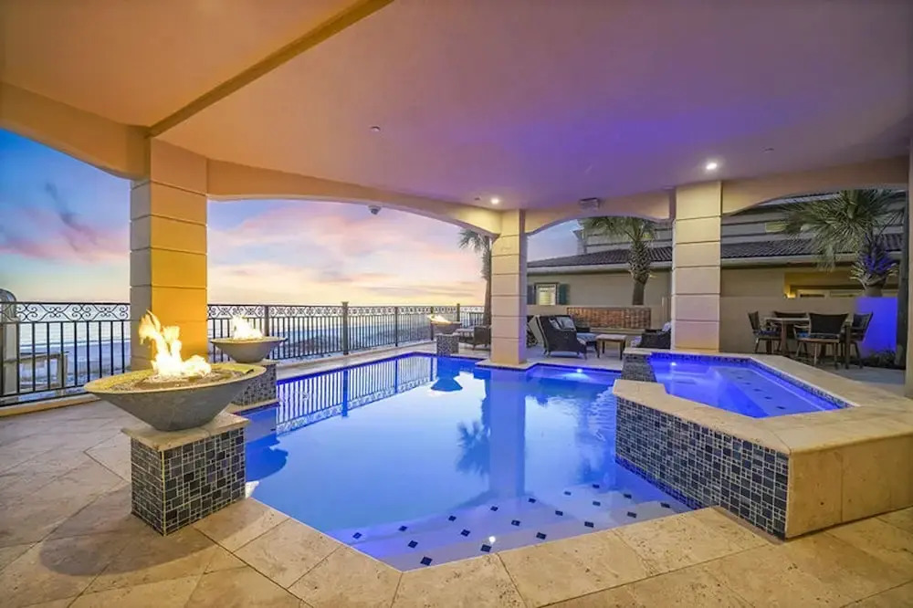 Palazzo del Mar by Five Star Properties