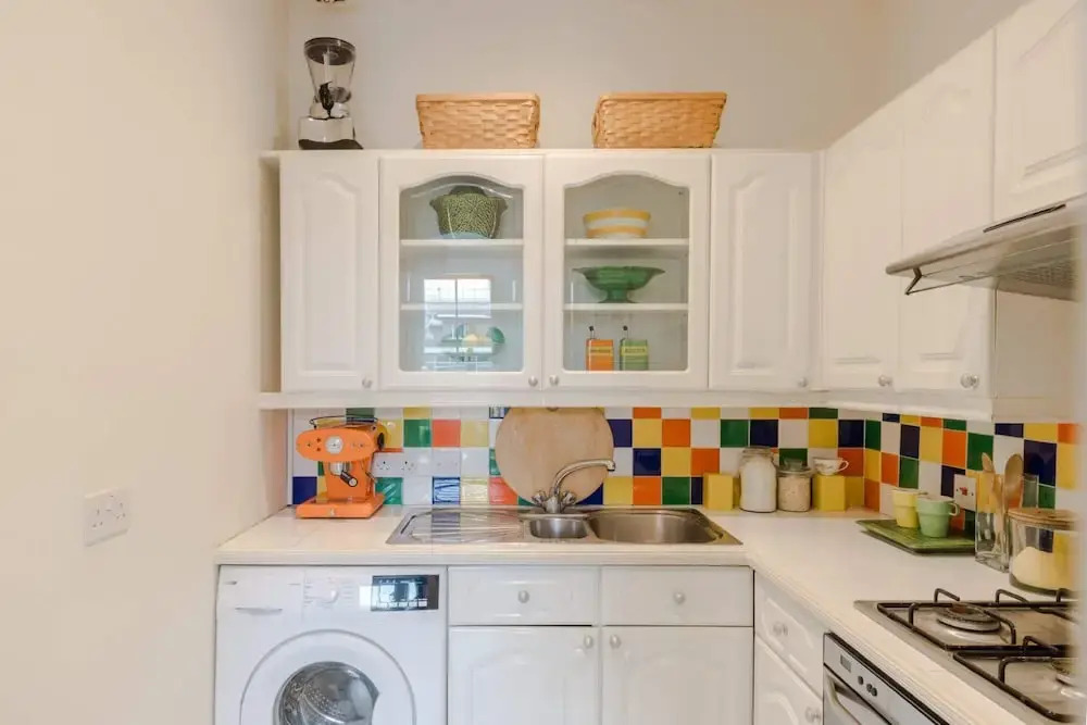 Traditional 2 Bed Apartment, Notting Hill
