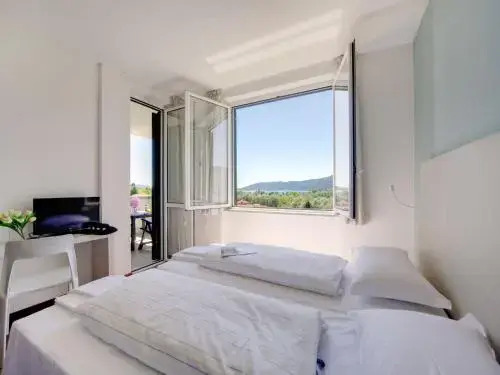 Residence Isolino 106s