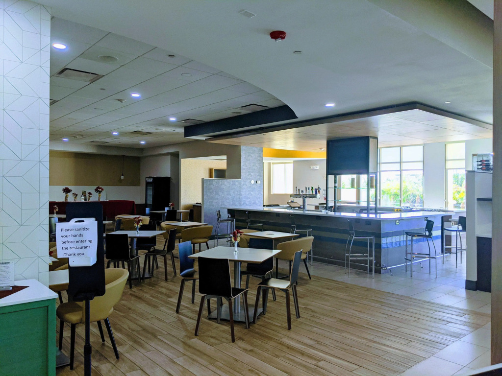 Holiday Inn & Suites Phoenix Airport by IHG