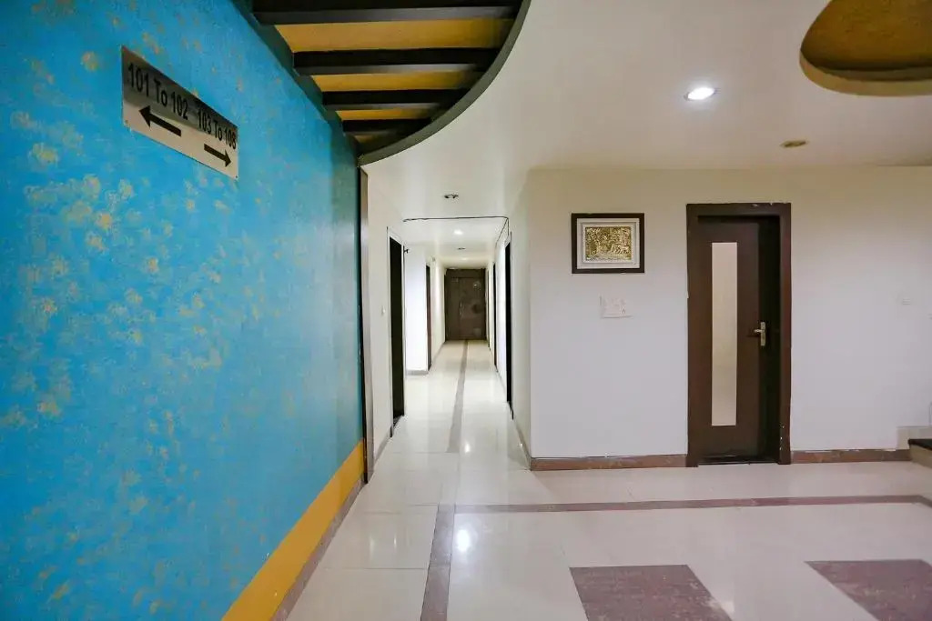 OYO 78257 Flagship Hotel Midland