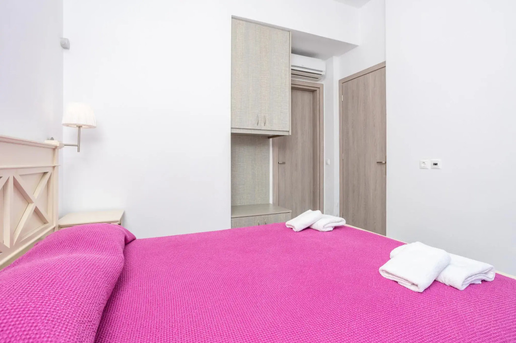 Villa Seashell Large Private Pool Walk to Beach Sea Views A C Wifi Eco-friendly - 2641