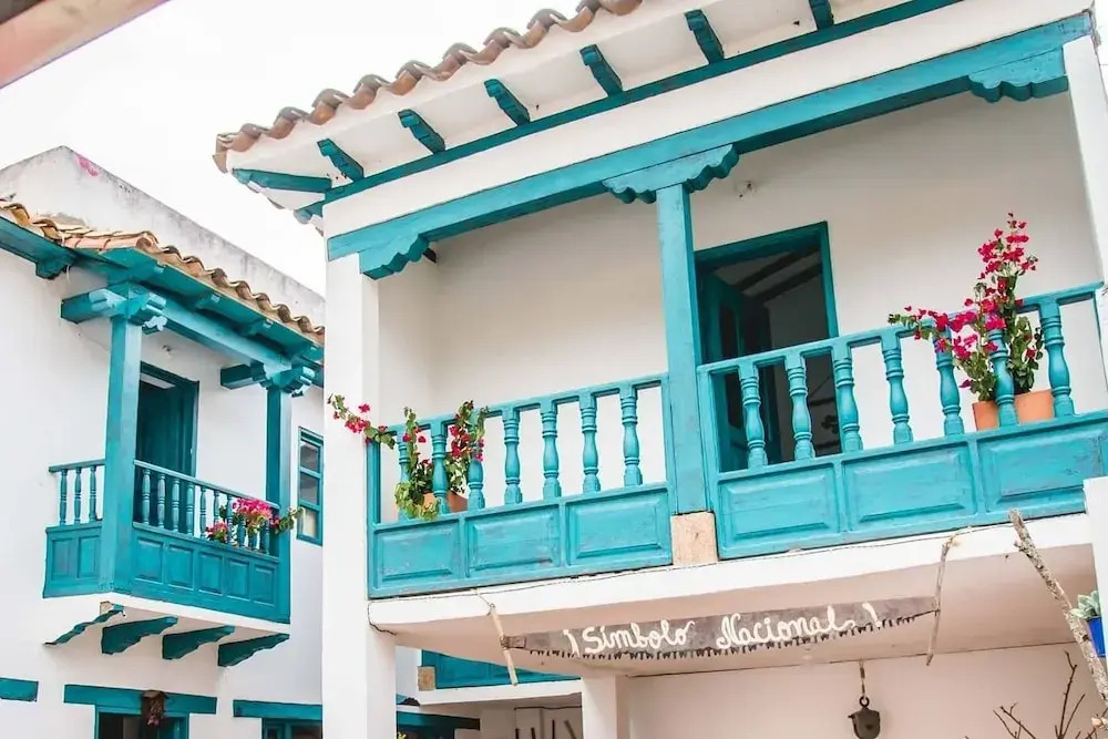 Hostal Tourist Home