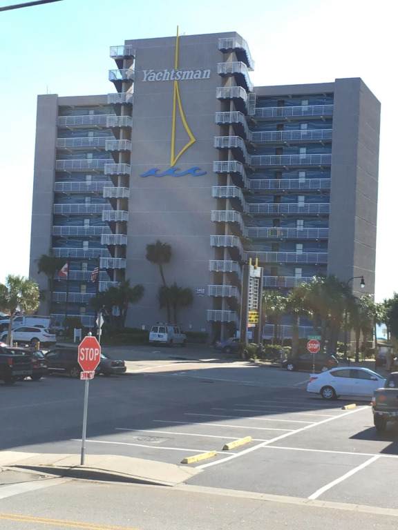 Yachtsman Oceanfront Resort