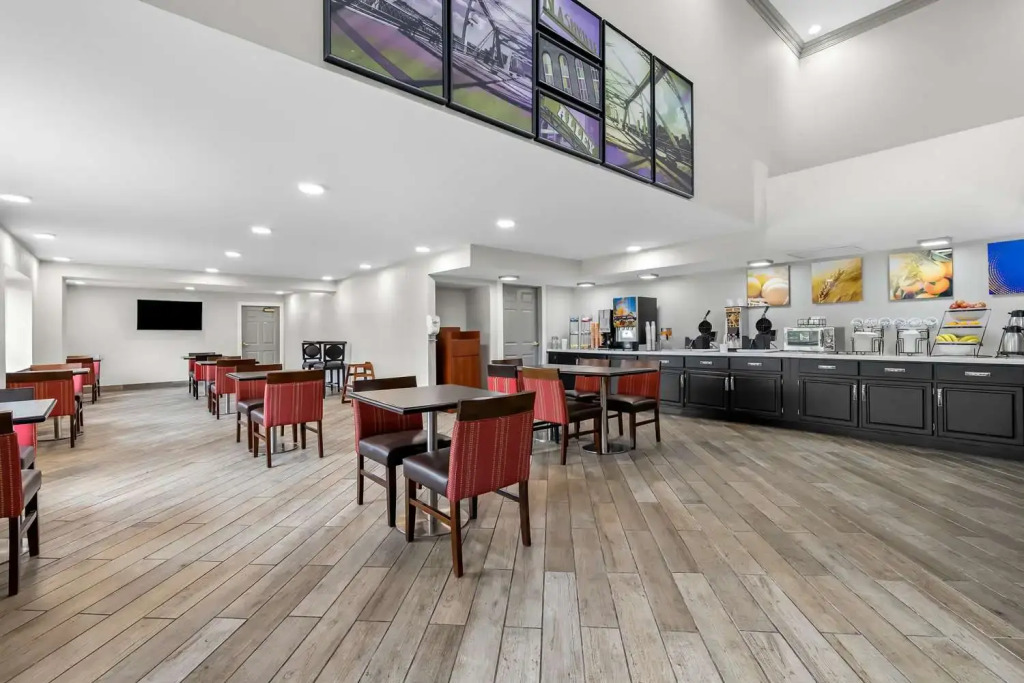 Comfort Inn & Suites Nashville Near Tanger Outlets I-24 Antioch