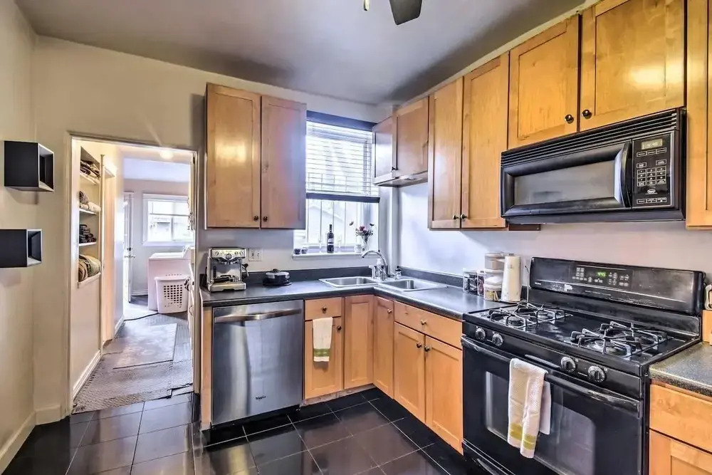 Pet Friendly Denver Home W/patio ~1min. To City Park 2 Bedroom Home by Redawning