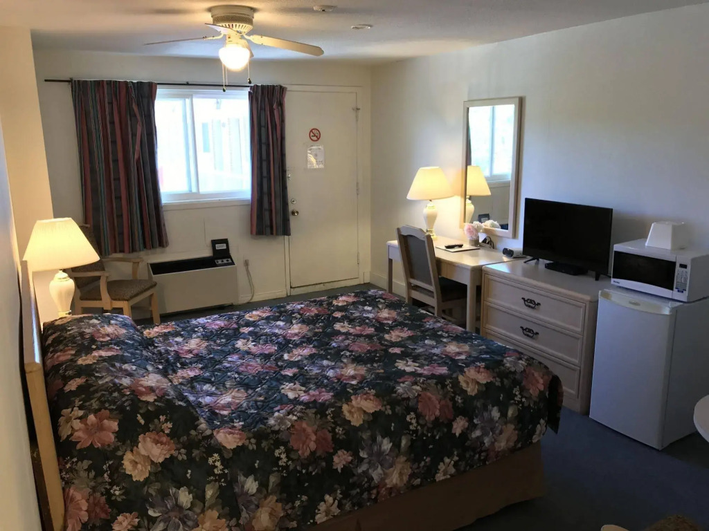 Lake City Motel
