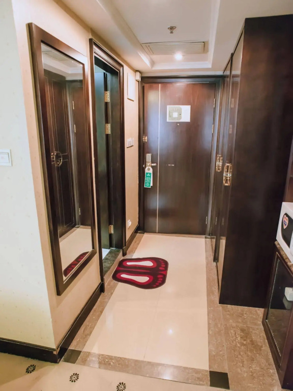 Shanghai Charms Hotel