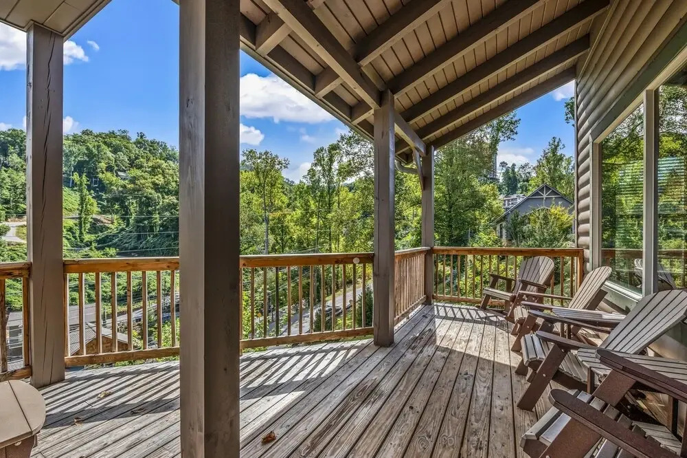 The Majestic Pine Retreat 13 Bedroom Home by Redawning