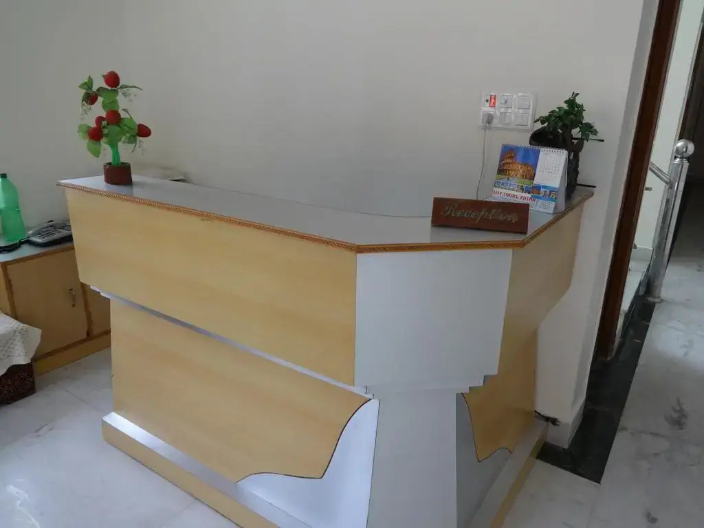 Lucky guest house