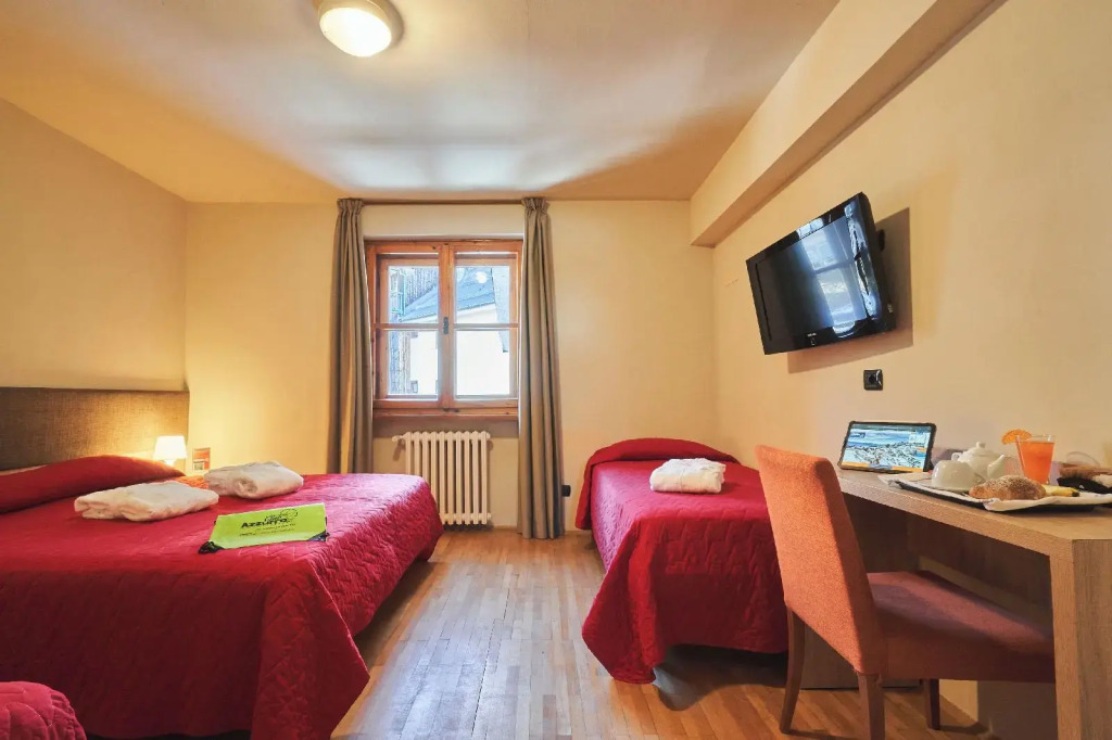 Hotel Mondolé - Azzurro Club