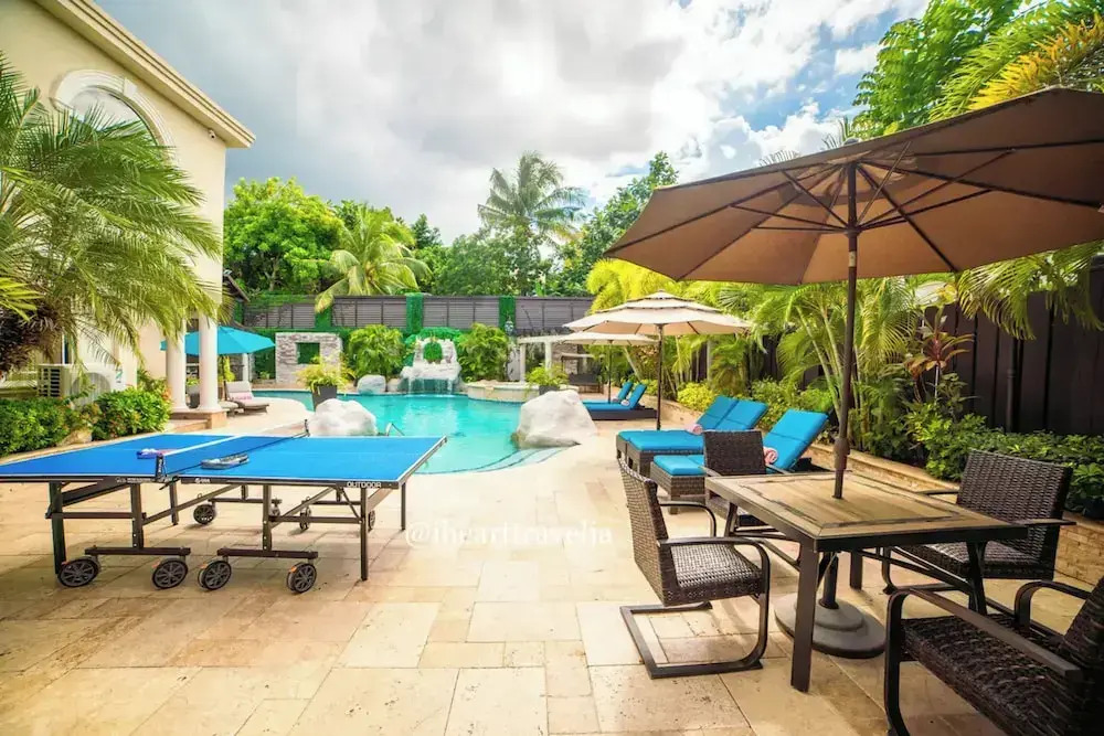 Orchids & Palms Villa