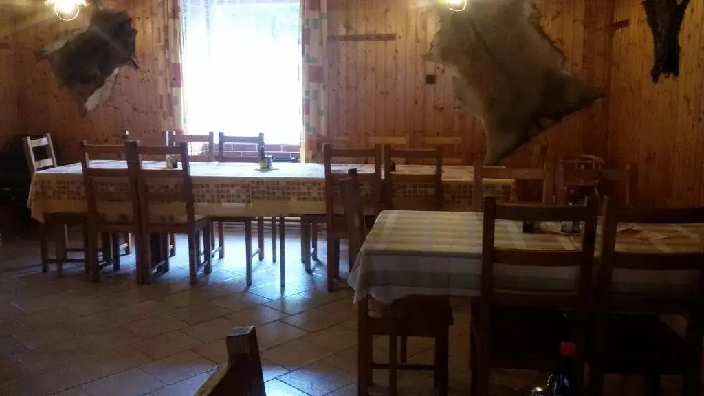 Pension No 30 And Restaurant In Chaloupky