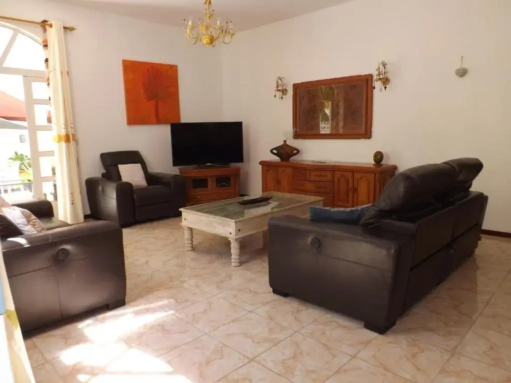 Tres Belle Villa, Piscine Privée, 3 Ch, 2 Sdb, Proche Plage