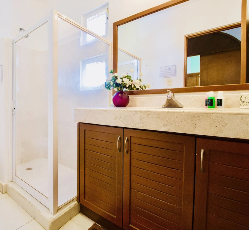 Gorgeous 8 People Economy Villa With Pool Playacar Phase 2