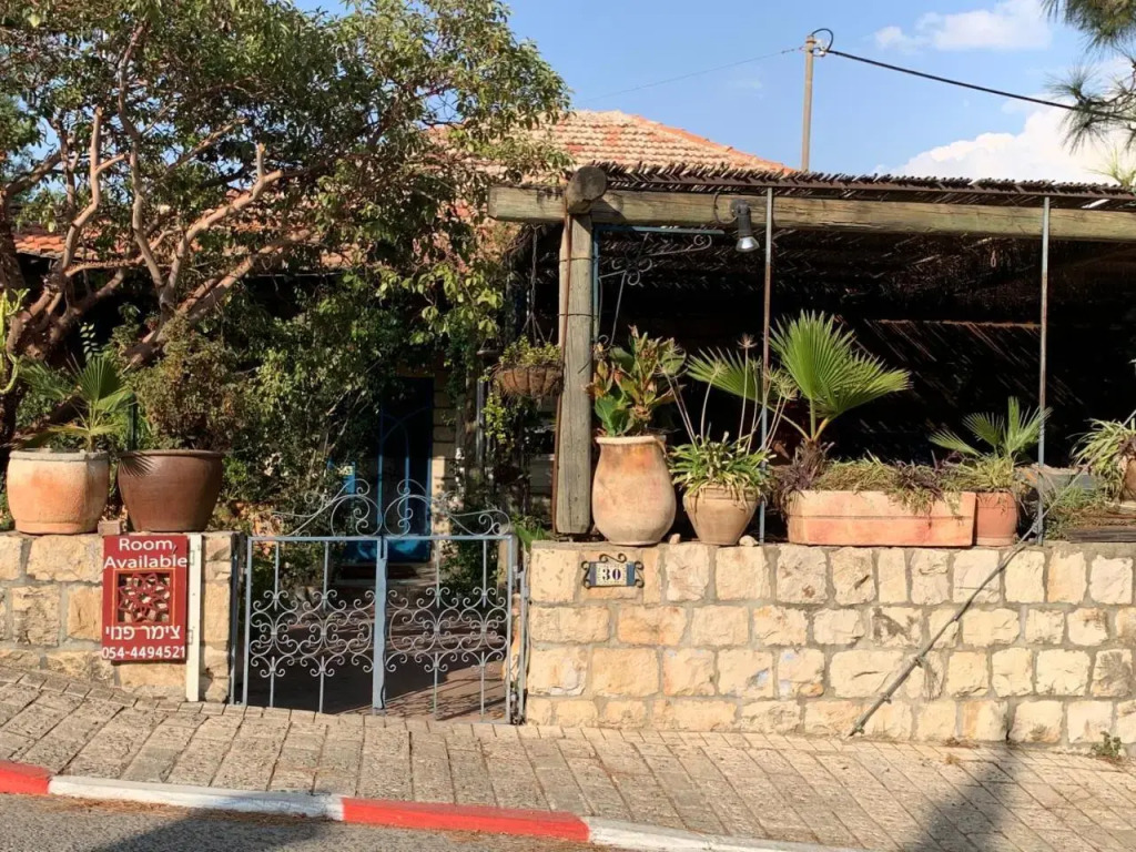 בית האבן העתיק מ-1885