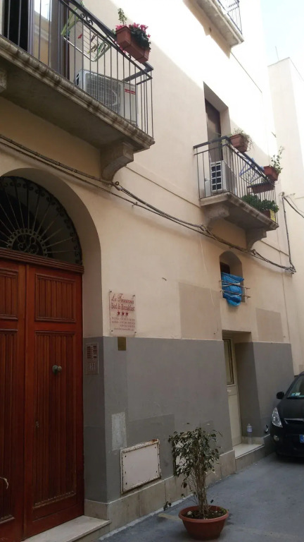 La Trinacria Rooms