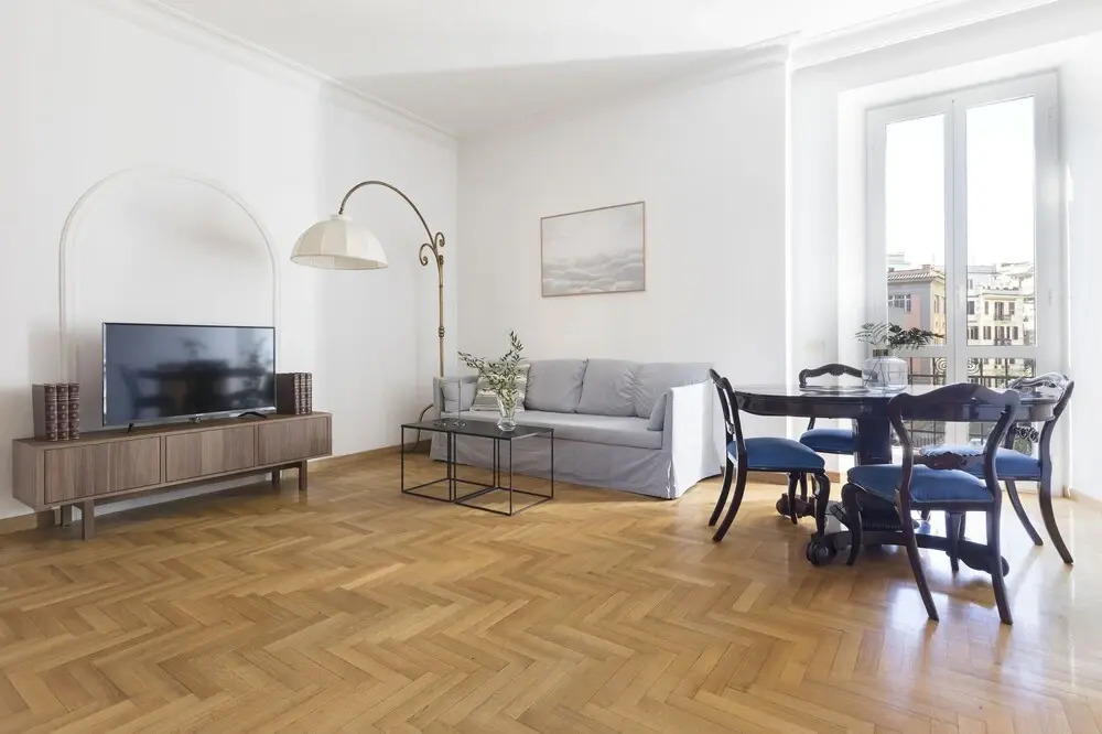 On Via Tevere Apt 5A