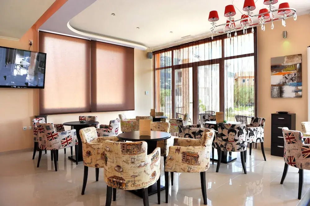 Dionysos Luxury Apartments