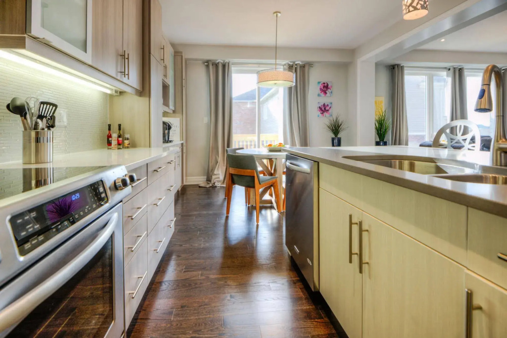 Executive Kitchener Home