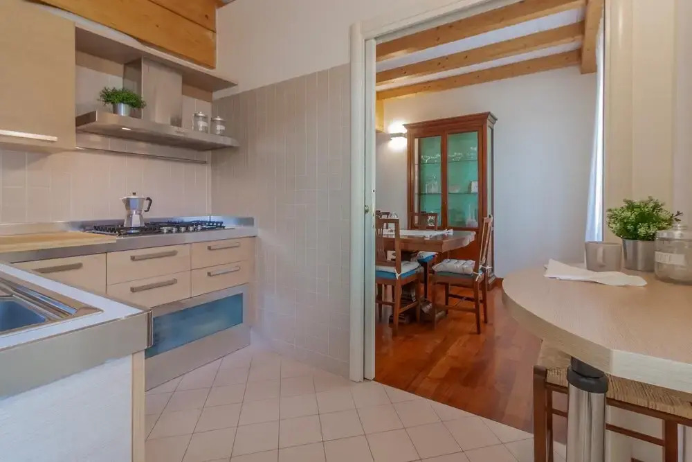 Easy Welcome Aglaia Luxury Lake View Apartment
