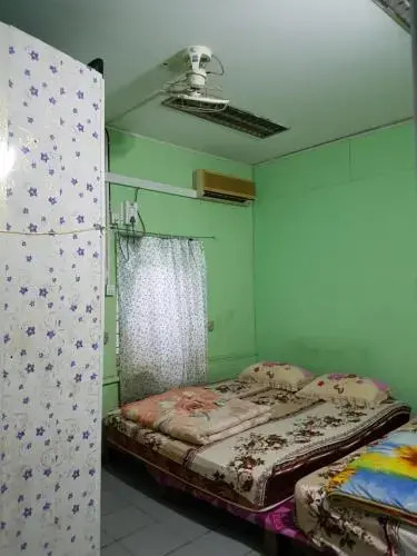 Myitta Yeik Guest House-Burmese Only