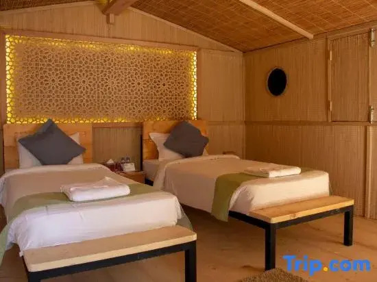 SAMA Ras Al Jinz Ecolodge