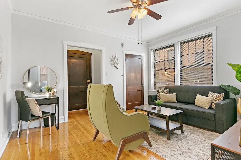 1BR Unit - Belmont J3
