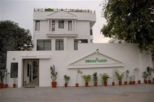 Emerald Garden Club Ltd.