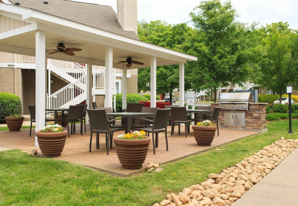 Residence Inn by Marriott Nashville Airport